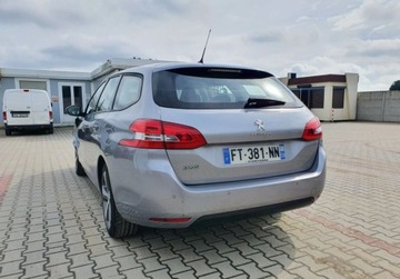 Peugeot 2019 Peugeot 308 Tylko 22 Tys km 1 Rej 82020 Benzyna 130 Koni WLKP 1.2 Benzyna, zdjęcie 7