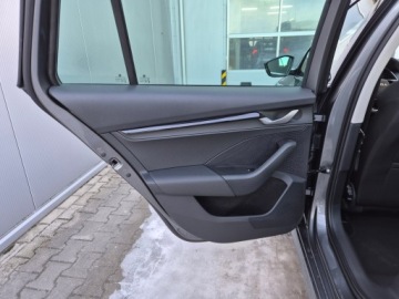 Skoda Octavia IV 2026 Skoda Octavia Edition 130 2.0 TSI DSG 204KM 4x4 Au, zdjęcie 16