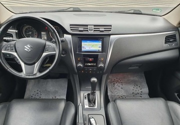 Suzuki Kizashi 2.4 VVT 178KM 2010 Suzuki Kizashi 2.4 178KM 4x4 Automat BiXenon Navi 2xCzujniki Parkowania 2.4, zdjęcie 7