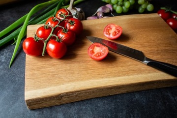 Разделочная доска из натурального дуба 20*40*2,5 см.