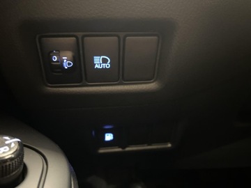 Toyota C-HR I Crossover 1.8 Hybrid 122KM 2019 Toyota C-HR 1.8 Hybrid Premium Toyota C-HR 1.8 Pre, zdjęcie 19