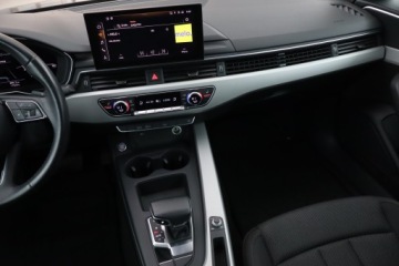 Audi A4 B9 Limousine Facelifting 2.0 35 TFSI 150KM 2020 Audi A4 35 TFSI, Automat, Navi, Klima, zdjęcie 7