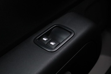 Citroen C3 III Hatchback Facelifting 1.2 PureTech 83KM 2021 Citroen C3 1.2 PureTech, Salon Polska, Klima, zdjęcie 17