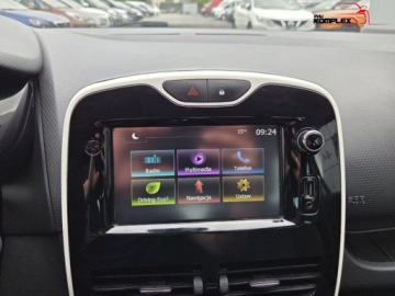 Renault Clio IV Grandtour  1.2 16V 73KM 2015 Renault Clio 1.2 Benzyna 73KM Led Klimatyzacja Navi Tempomat Lmited 1.2, zdjęcie 17