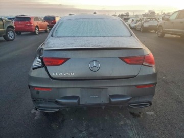 Mercedes CLA C118/X118 2020 Mercedes-Benz CLA 250 2020 2.0 Benzyna 221KM, zdjęcie 2