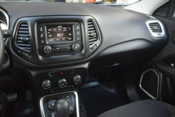 Jeep Compass II 2017 Jeep Compass 2.4 L gwarancja przebiegu bezwypadkow, zdjęcie 23