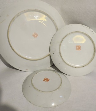3 КИТАЙСКИЕ ТАРЕЛКИ С ЖЕНЩИНОЙ И ЦВЕТАМИ ОТ 26 ДО 14,5 СМ