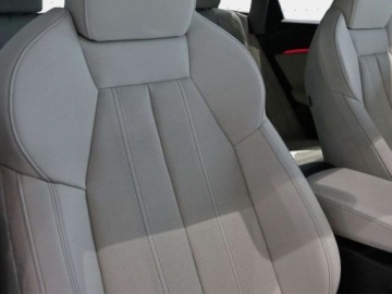 Audi 2025 AUDI Q5 TDI quattro S line Sportback Suv 2.0 (204KM) 2025, zdjęcie 4