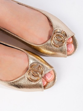 Złote eleganckie sandały płaskie 39