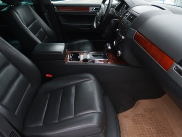 Volkswagen Touareg I 2.5 R5 TDI 174KM 2005 VW Touareg 2.5 R5 TDI, 171 KM, 4X4, Automat, zdjęcie 8