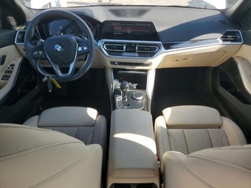 BMW Seria 3 G20-G21 2022 BMW Seria 3 330xi 2022 2.0l 2.0 Benzyna 255KM, zdjęcie 8