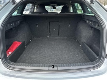 Skoda Octavia IV Kombi 2.0 TDI SCR 200KM 2022 Skoda Octavia VRS 2.0TDI 200KM 4x4 HAK, System Lig, zdjęcie 35