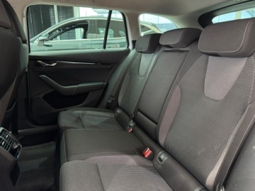 Skoda Octavia IV Kombi 2.0 TDI 115KM 2022 Skoda Octavia Ambition / LED / Kamera cofania / Ca, zdjęcie 11