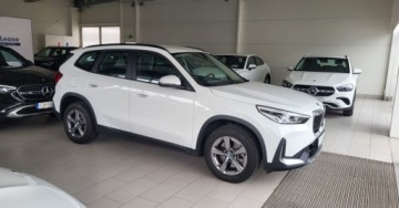 BMW X1 U11 2023 BMW X1 nowy model, skora perforowana Wersja 20i 156KM benzyna turbo 2.0, zdjęcie 13