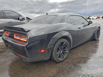 Dodge Challenger III 2020 Dodge Challenger Srt Hellcat 2020 6.2 Benzyna 717KM, zdjęcie 3