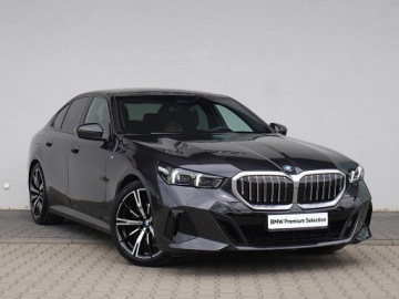 BMW Seria 5 G90-91 Touring 2.0 520d 197KM 2025 BMW 520 xDrive, M-Pakiet, FV-23%, Gwarancja, HAK,, zdjęcie 1
