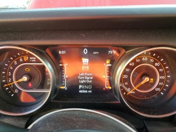 Jeep Wrangler IV 2021 Jeep Wrangler Unlimited Sahara 2021 3.6l 3.6 Benzyna 285KM, zdjęcie 9