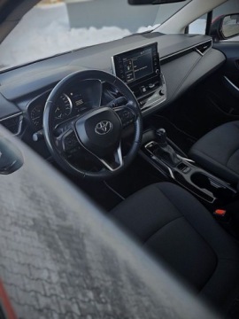 Toyota Corolla XII Sedan 1.8 Hybrid 122KM 2020 Toyota Corolla Toyota Corolla 1.8 Hybrid Comfort Czujniki przod tyl VAT 23, zdjęcie 15