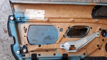 Правая передняя панель, зеленая обивка BMW E39