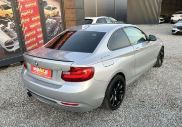 BMW Seria 2 F22-F23-F45-F46 2015 BMW Seria 2 4x4 228i 245 KM 2015r 105.000 km Warszawa 2.0 Benzyna, zdjęcie 3