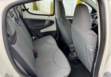 Citroen C1 I Hatchback 3d Facelifting 1.0 i 68KM 2011 Citroen C1 Citroen C1 1.0 Exclusive Benzyna 68KM, zdjęcie 13