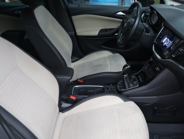 Opel Astra K Hatchback 5d 1.4 Turbo 150KM 2016 Opel Astra 1.4 T, Salon Polska, Klima, zdjęcie 7