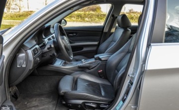 BMW Seria 3 E90-91-92-93 Limuzyna E90 325i 218KM 2008 BMW Seria 3 2,5 (218KM) Automat Bezwypadkowa Skory Sportsitze iDrive 2.5, zdjęcie 6