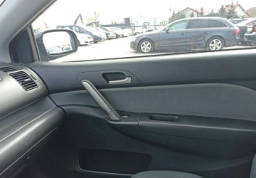 Honda Civic VII Hatchback 1.7 CTDI 100KM 2002 Honda Civic Honda Civic 1.7 Diesel 100KM, zdjęcie 12