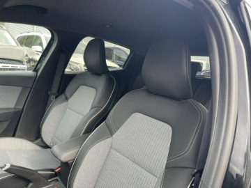 Renault Clio V Hatchback 5d Hybrid Facelifting 1.6 E-Tech 145KM 2024 Renault Clio Hybrid Skóra Klimatronik Kamera, zdjęcie 8