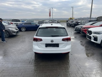 Volkswagen Passat B8 Variant Facelifting 2.0 TDI SCR 150KM 2020 Volkswagen Passat Variant Automat Podgrzewanie, zdjęcie 2