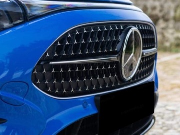 Mercedes CLA C118/X118 2025 MERCEDES-BENZ CLA 200 AMG Line Sedan 1.5 (163KM) 2025, zdjęcie 2