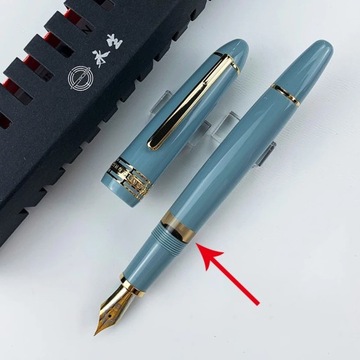 Wingsung 629 Iraurita Перо из смолы, алюминиевый сплав, поршень, золотой зажим, фонтан