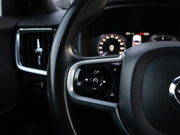 Volvo S90 II Sedan 2.0 D4 190KM 2018 Volvo S90 D4, 187 KM, Automat, Skóra, Navi, Klima, zdjęcie 15