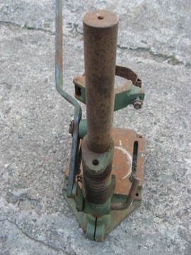 Двухстоечные сверлильные патроны для дрелей.