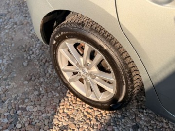 Toyota Auris I Hatchback 3d Facelifting 1.33 Dual VVT-i 101KM 2009 Toyota Auris Pelen serwis Zadbany Benzyna 1.3 Benzyna 101KM, zdjęcie 8