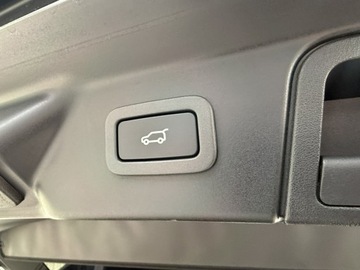 Land Rover Range Rover Velar 2021 Land Rover Range Rover VELAR P400 R-Dynamic HSE, zdjęcie 39