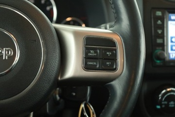 Jeep Compass I SUV Facelifting 2.0 156KM 2012 Jeep Compass 2.0, Salon Polska, Skóra, Navi, zdjęcie 13
