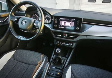 Skoda Kamiq Crossover 1.0 TSI 110KM 2022 Skoda Kamiq Style, Tempomat, Kamera cofania, Kessy, Asystenci, Bezwypadkow, zdjęcie 15