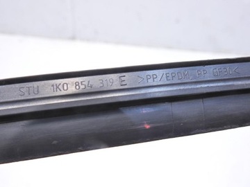 НАКЛАДКА ПЕРЕДНЕГО ОКНА ЛЕВАЯ VW GOLF V 1K0854319E