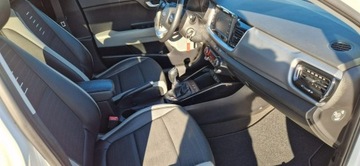 Kia Stonic I Crossover 1.0 T-GDI 120KM 2020 Kia Stonic Jeden Właściciel 1.0 T-GDI, zdjęcie 32