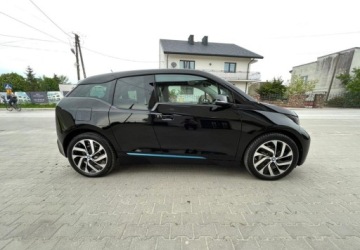 BMW i3 Hatchback i3 Elektryczny 170KM 2017 BMW i3 BMW i3 (94 Ah) Elektryczny 170KM, zdjęcie 6