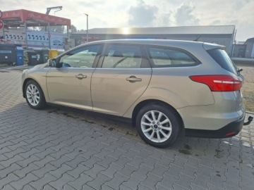 Ford Focus III Kombi Facelifting 1.5 EcoBoost 182KM 2016 Ford Focus Automat,Ksenoe Led,ASO FORD, zdjęcie 9