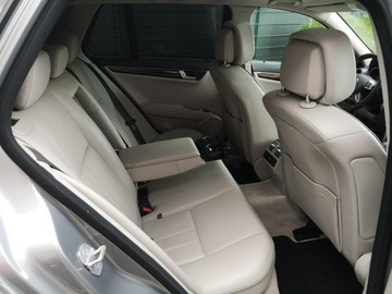 Mercedes Klasa C W204 Kombi T204 1.8 200 CGI BlueEFFICIENCY 184KM 2012 Mercedes C 200 1,8 T 184KM Klimatr Automat Nawi, zdjęcie 23