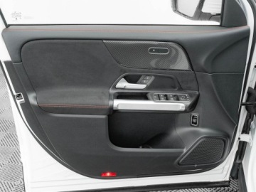 Mercedes GLB 2023 Mercedes GLB WD4969T#200 4-Matic AMG Line 8G-DCT, zdjęcie 11