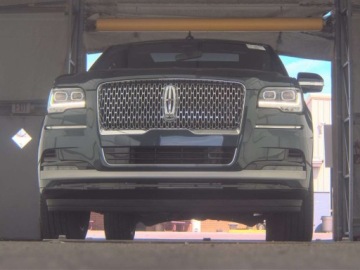 Lincoln Navigator III 2024 Lincoln Navigator Reserve 2024 3.5 Benzyna 440KM, zdjęcie 8