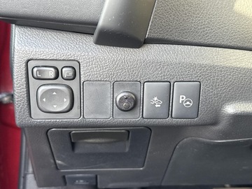 Toyota Auris II Touring Sports Facelifting 1.8 Hybrid 136KM 2017 Toyota Auris Hybrid 135 Selection II (2012-) Hybri, zdjęcie 17