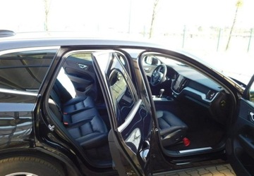 Volvo XC60 II Crossover D3 150KM 2019 Volvo XC 60 z Gwarancja Bezwypadkowe 100 Model 2020r 2.0 Diesel 150KM, zdjęcie 8