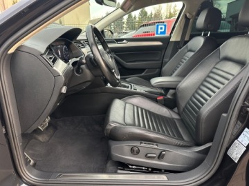 Volkswagen Passat B8 Variant 1.8 TSI BlueMotion Technology 180KM 2015 R E Z E R W A C J A, zdjęcie 23