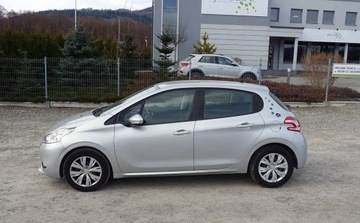 Peugeot 208 I Hatchback 3d 1.2 VTI 82KM 2013 Peugeot 208 1.2 VTI 82KM Klimatyzacja Tablet Nierowna praca silnika Pali J, zdjęcie 7