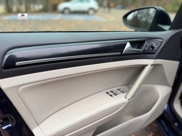 Volkswagen Golf VII Hatchback 3d 1.4 TSI BlueMotion Technology 150KM 2014 Volkswagen Golf 1.4 TSI 150KM, highline, skora, GRZANE FOTELE, polecam 1.4, zdjęcie 19